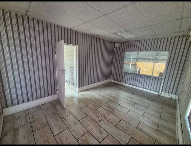 546M² WAREHOUSE TO LET IN WADEVILLE
